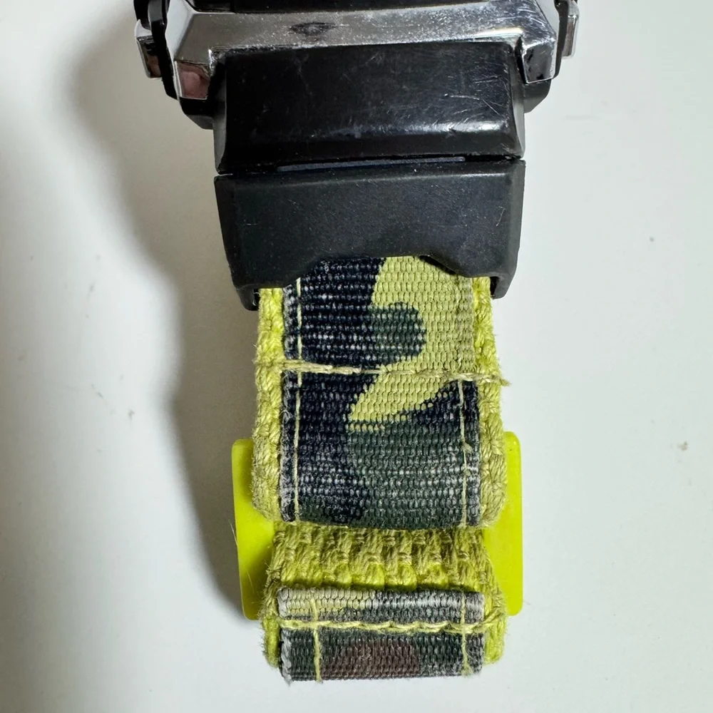 GAP Digital Smartwatch - Black with Neon Green‎